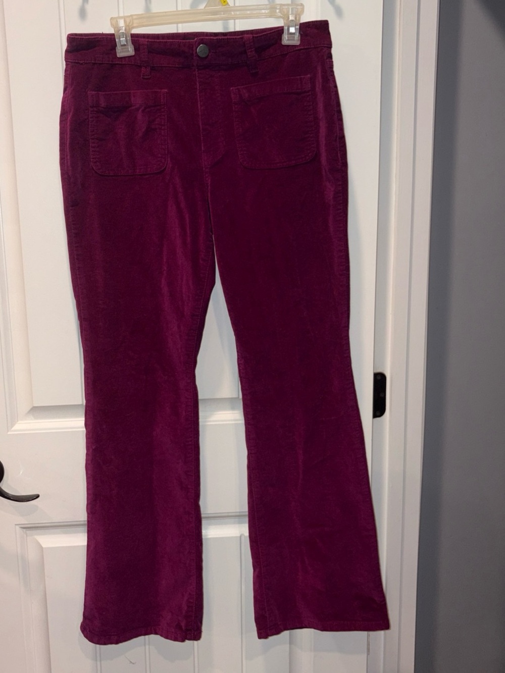 Jones & Co. Corduroy velvet Flared Pants in Deep Berry woman’s 12